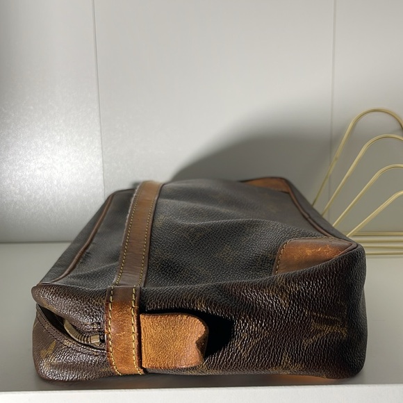 Authentic Louis Vuitton Compiegne Bag - Picture 11 of 14